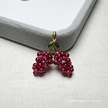石榴石葡萄吊坠 硕果累累 女水晶吊坠 酒红色 颜色浅 透原创设计