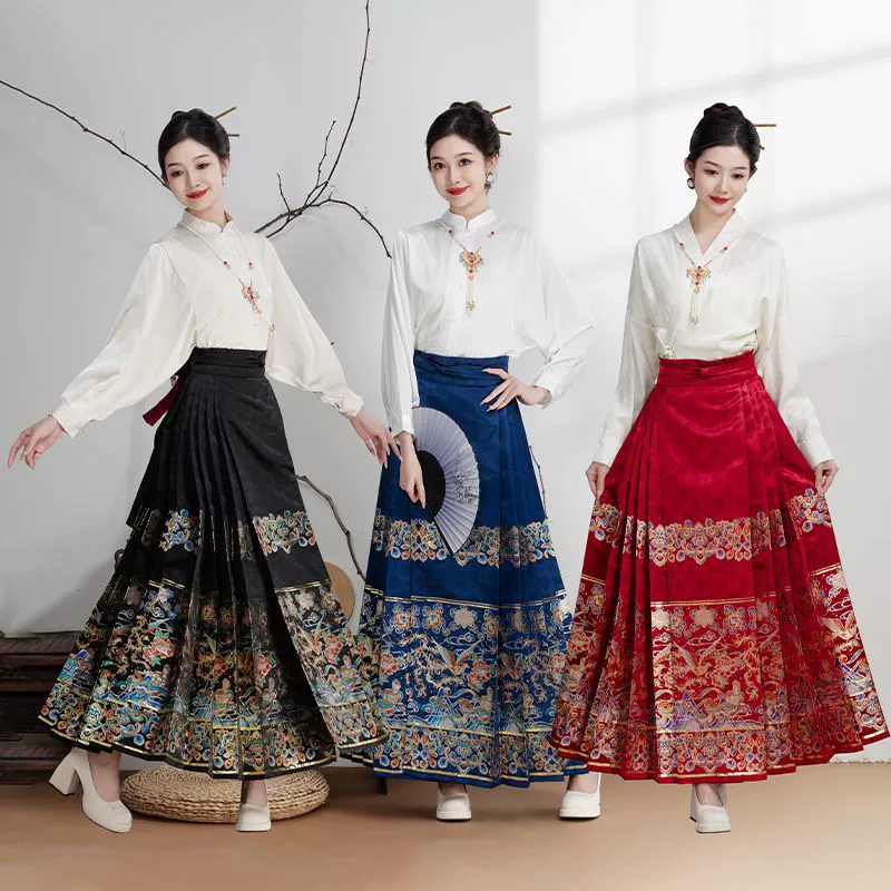 Высокоточный высокопроизводительный ткацкий макияж с золотом, цветочная лошадь, юбка с лапшой