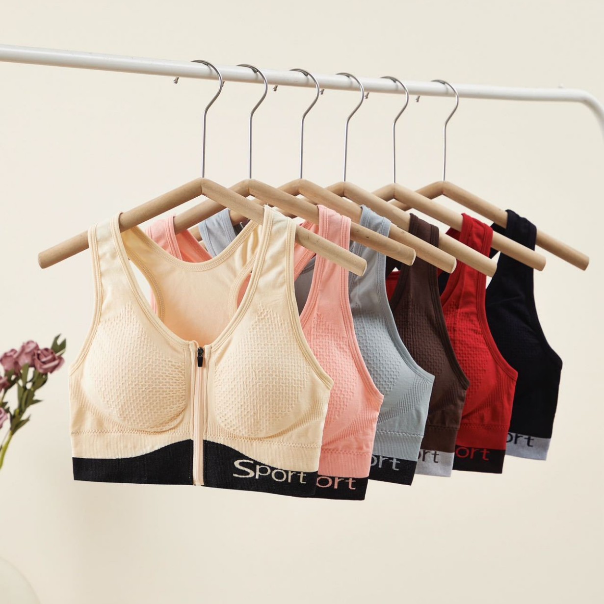 Shockproof sports bra with zipper, vest for gym, top with cups, bra top, beautiful back, for running