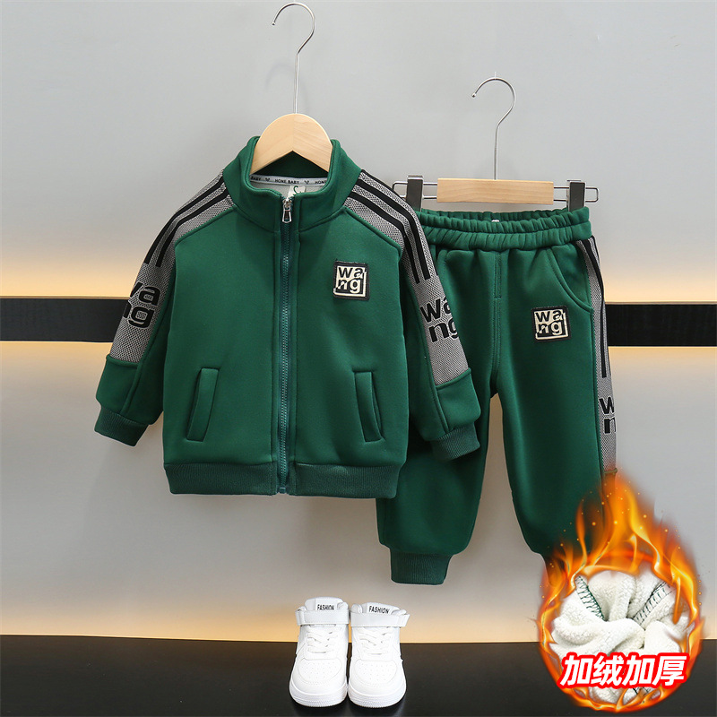 6767 suéter de dos piezas para niños 2025 otoño e invierno nuevo estilo para niños más terciopelo engrosamiento ropa abrigada Traje coreano de moda