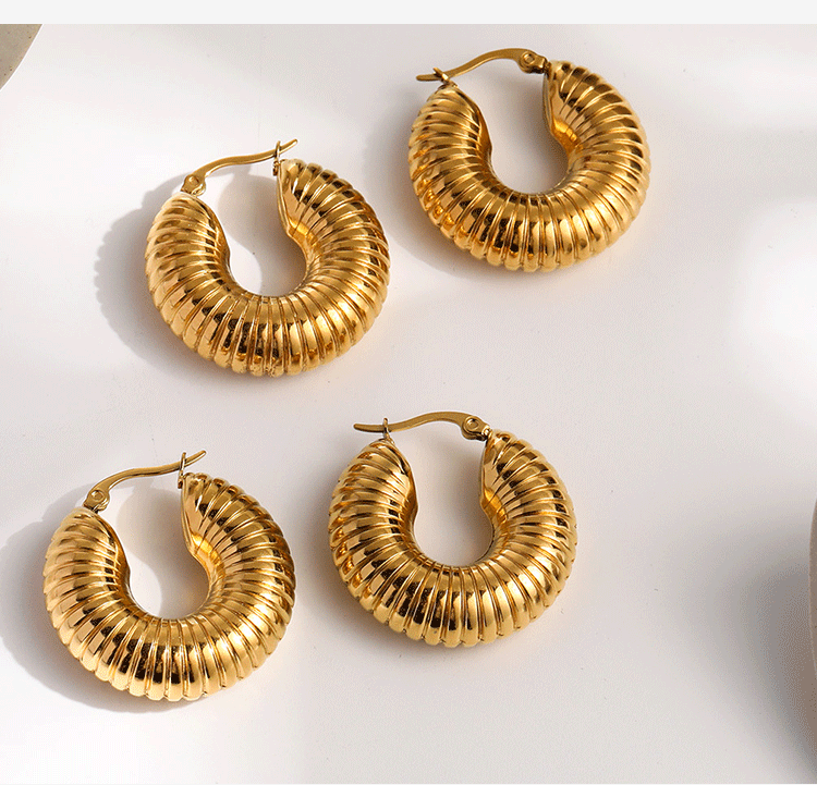 18K Gold Plated, Real Gold Plated Plating Material Earrings Classification 1 Pair Quantity PVD Coated Real Gold Plated U Shape Titanium Steel Retro Waterproof Non Tarnish Earrings