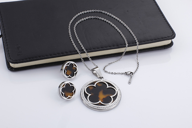 Fashion Water Droplets Heart Shape Titanium Steel Inlay Rhinestones Earrings Necklace 1 Set