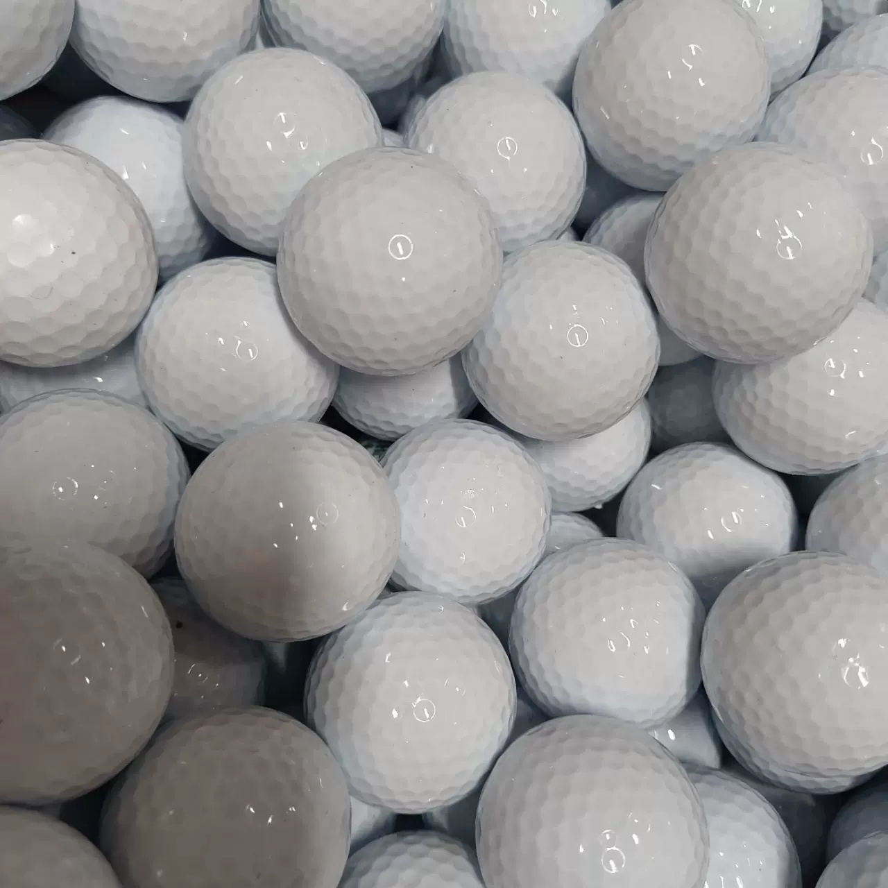 源头厂家全新高尔夫二层练习球    室内外练习球  练习场用品
