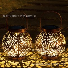 工場直売のアマゾンの鉄芸の太陽の明かりは透かし彫りの牡丹園のボールの芝生の明かりの庭の明かりの現物を掛けます。