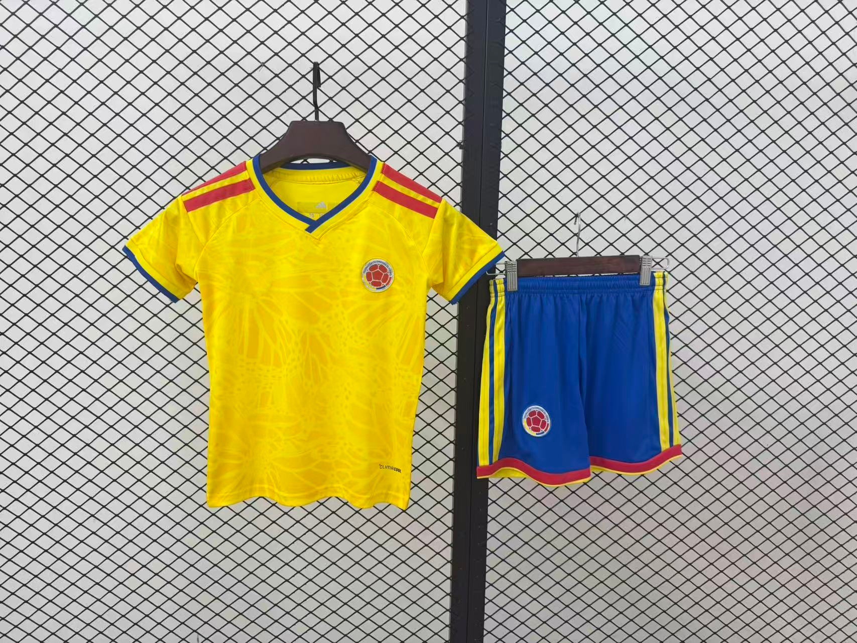 26-27 Colombia en casa