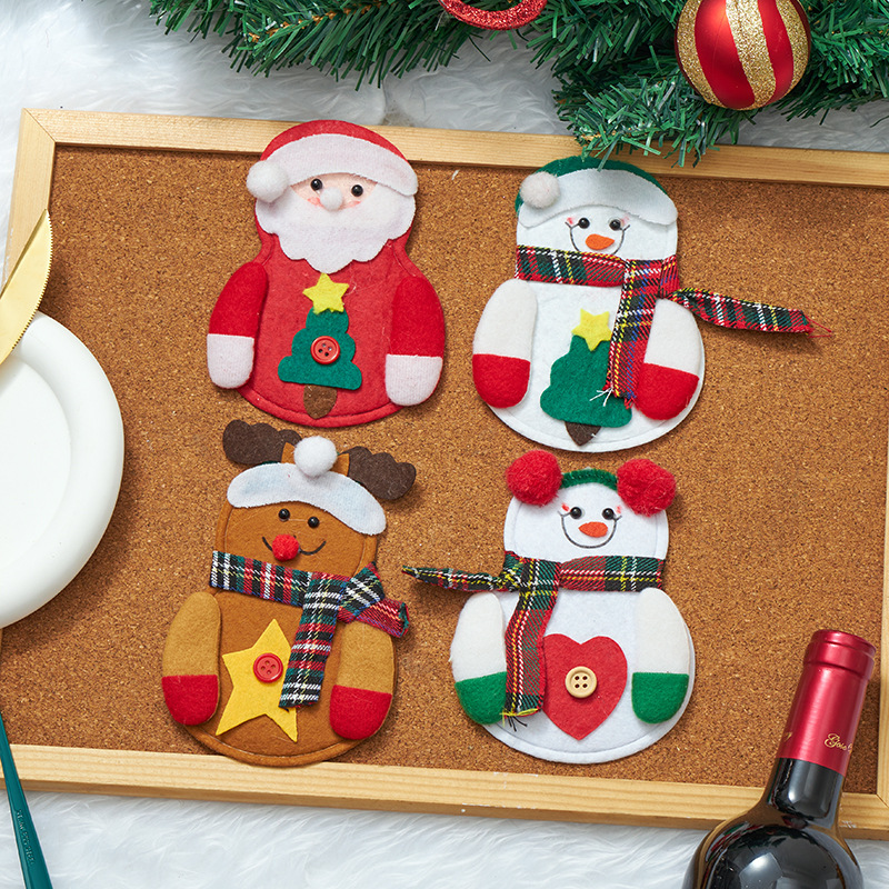 圣诞节餐桌刀叉装饰 圣诞餐具套 圣诞老人雪人刀叉套桌面场景布置