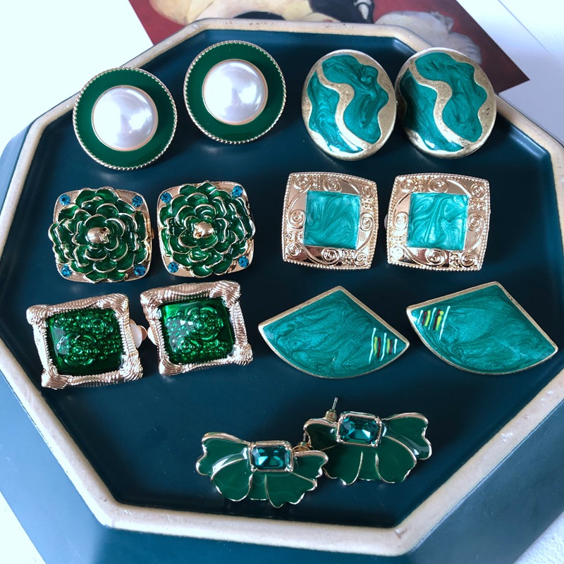 10g Weight No Inlaid Inlay Material Earrings, Ear Studs Classification Travel Occasion Printing Pattern Women'S Gender Plating Design Simple Style Style Green, Gold, Silver Color Fashion Geometric Flower Green Fan-shaped Earrings 1