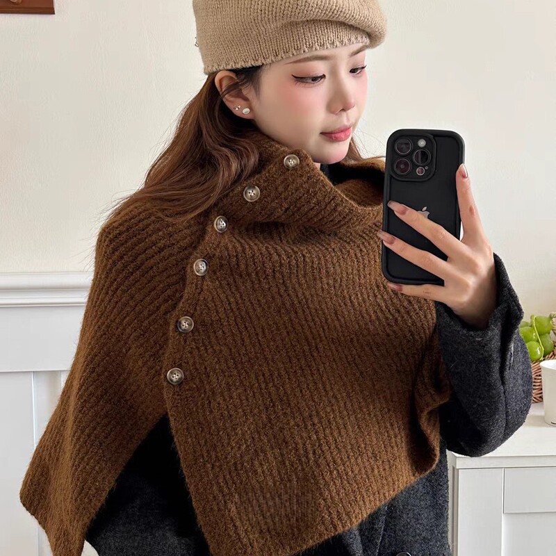 Winter thickened new stylish high-neck scarf, warm Korean-style oversized versatile buttoned knitted shawl Winter thickened new stylish high-neck scarf, warm Korean-style oversized versatile buttoned knitted shawl