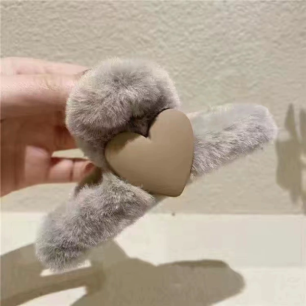 Серое сердечко