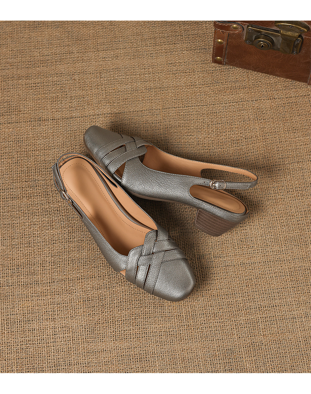 Sandal nữ mũi nhọn quai dệt gót thô 3.5 cm da cừu — Champagne màu chi tiết 19