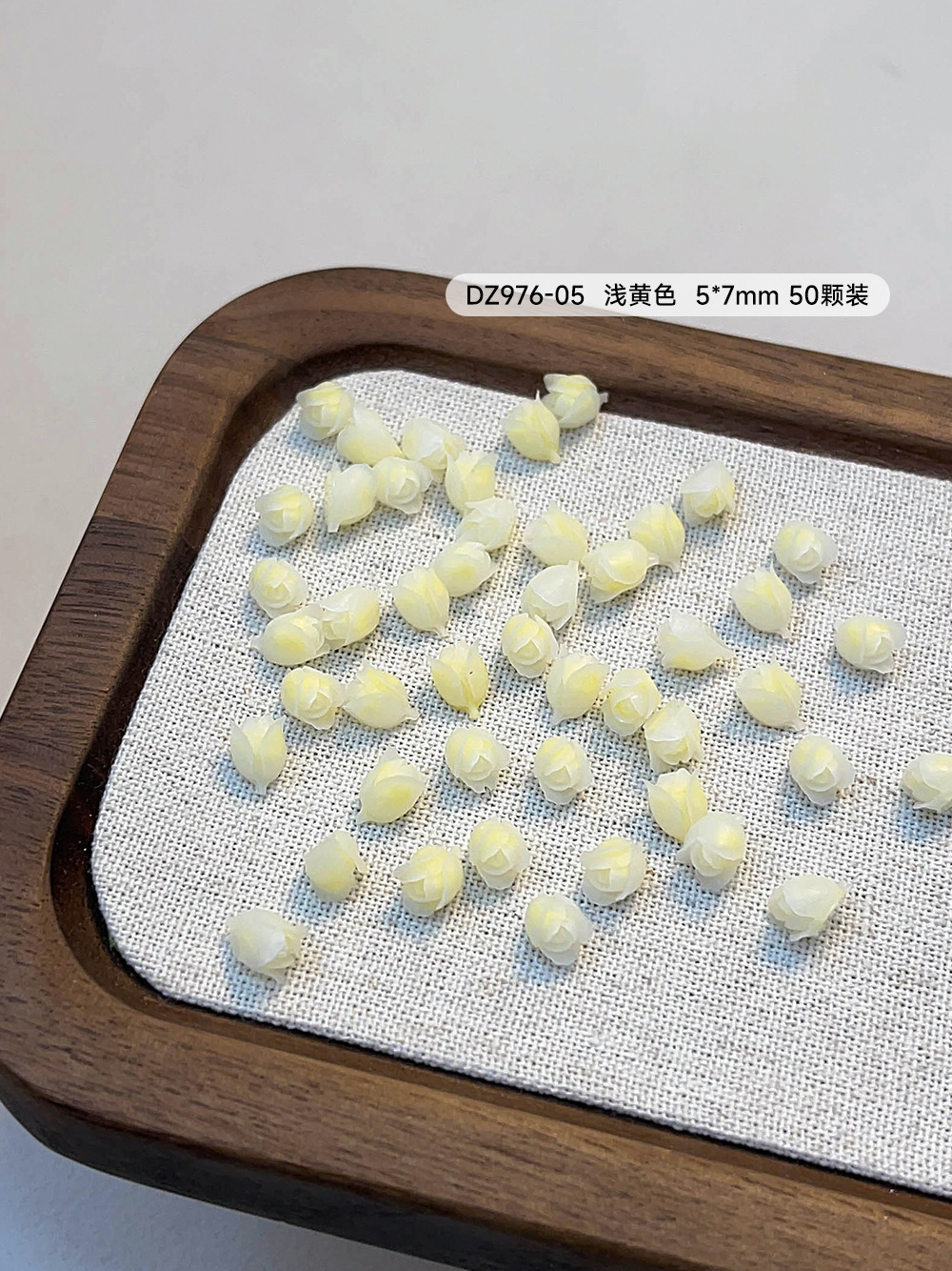 밝은 노란색 튤립 5*7mm