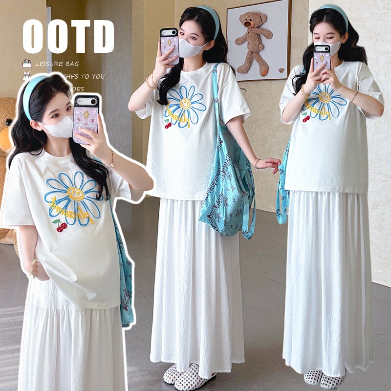 Skirt Paired with a Realistic Maternity Outfit, Short-Sleeved Korean-Style T-Shirt, Casual Summer New Style White Dress Skirt Paired with a Realistic Maternity Outfit, Short-Sleeved Korean-Style T-Shirt, Casual Summer New Style White Dress
