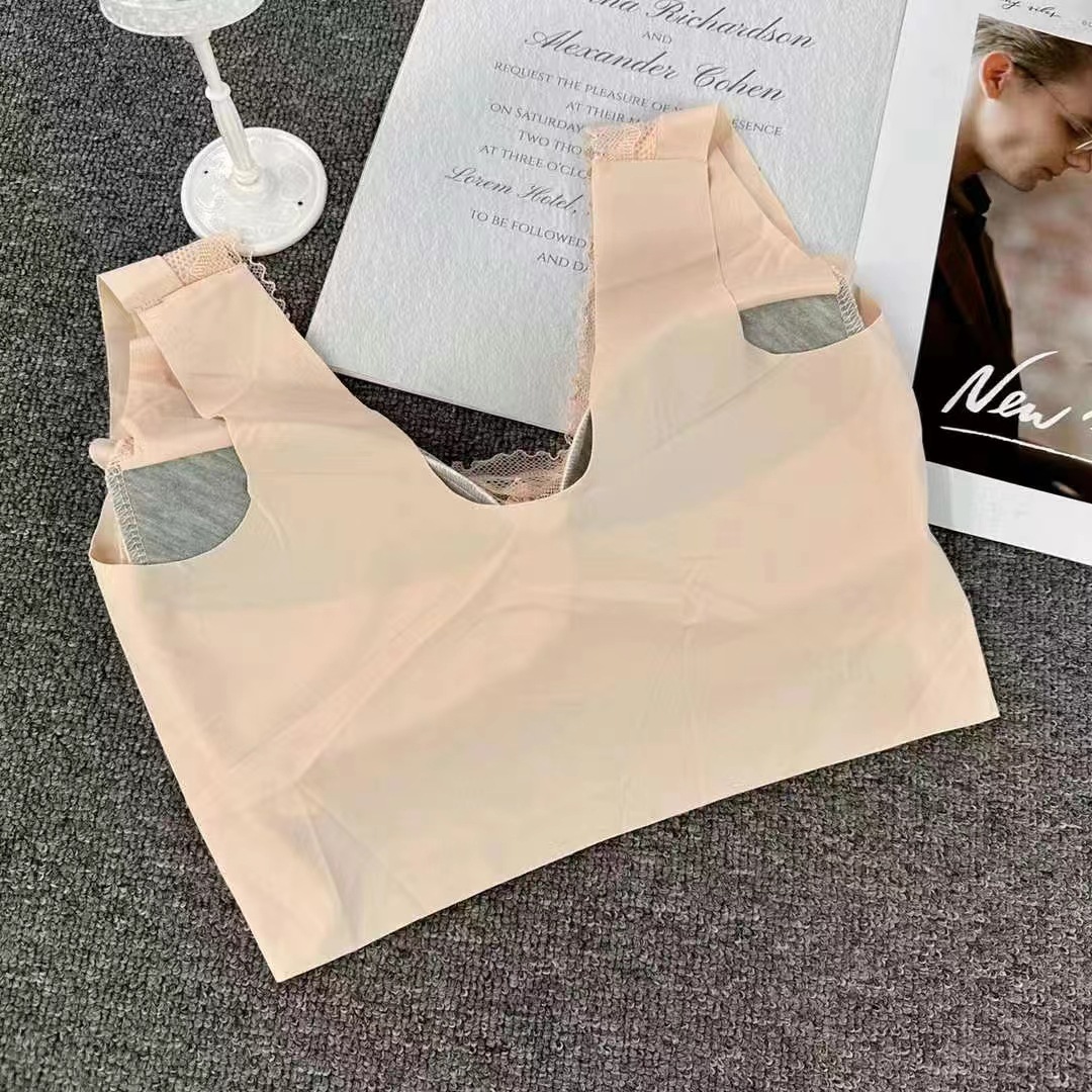 Nueva copa fija de encaje, chaleco de alta calidad, bra de yoga sin anillo de acero, ropa interior deportiva, mujer al por mayor