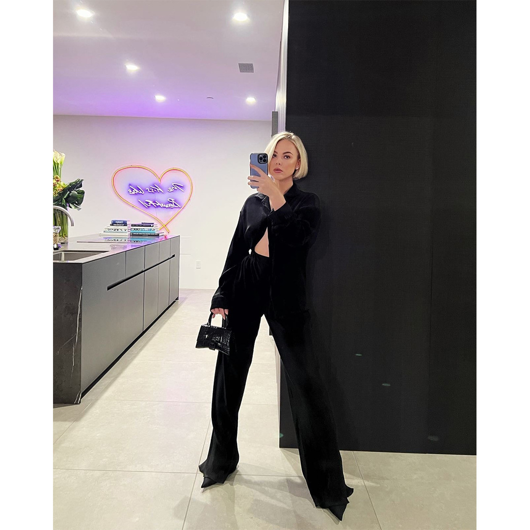 6590 黑色模特图16.jpg