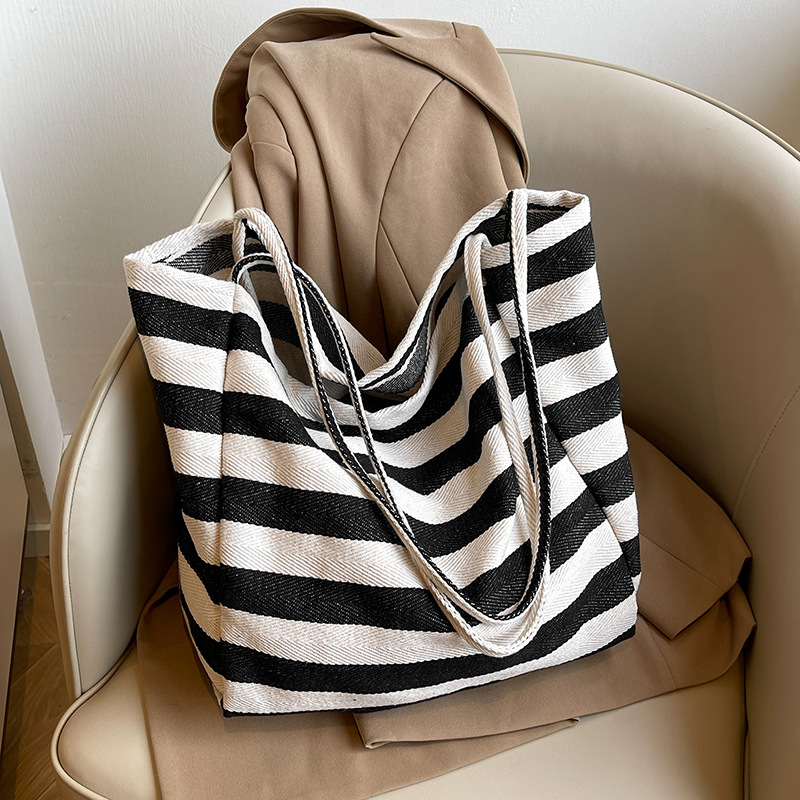 Bolsos de lona casuales coreanos bolsos de moda bolsos de mano de color de contraste red pequeñas rayas frescas bolsos de hombro