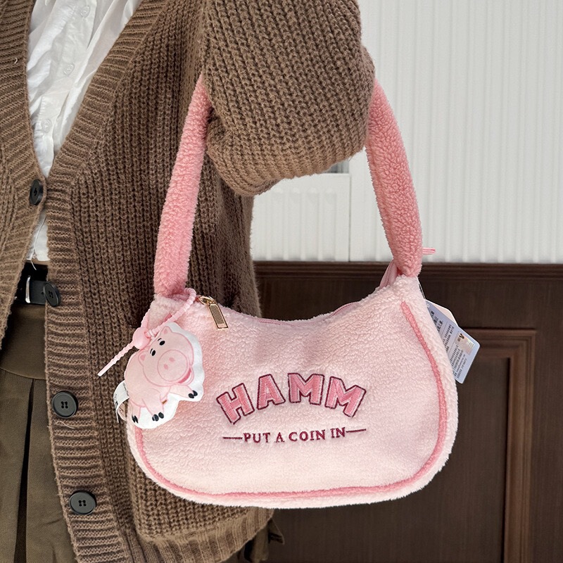 Disney genuine ham pig underarm bag female strawberry bear hand bag small bag stitch chic Titi plush shoulder bag Disney genuine ham pig underarm bag female strawberry bear hand bag small bag stitch chic Titi plush shoulder bag