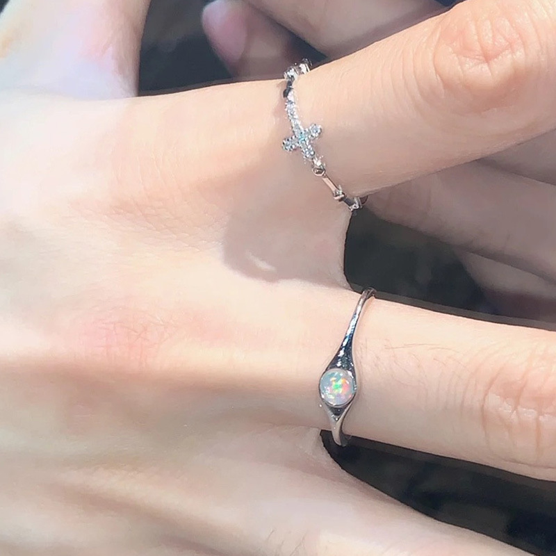 S soffitto impilato in argento puro, design di nicchia, combinazione di coppia di fascia alta Anello geometrico in opale, femmina_voghion.com