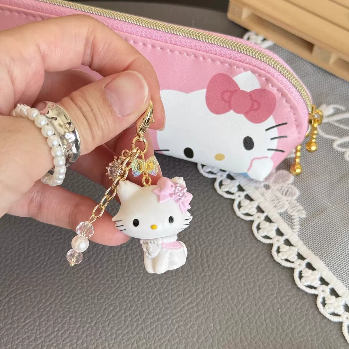 Подвеска-брелок Hello Kitty с молнией и цепочкой, для телефона DIY, королевский котёнок, 5×3×2 см