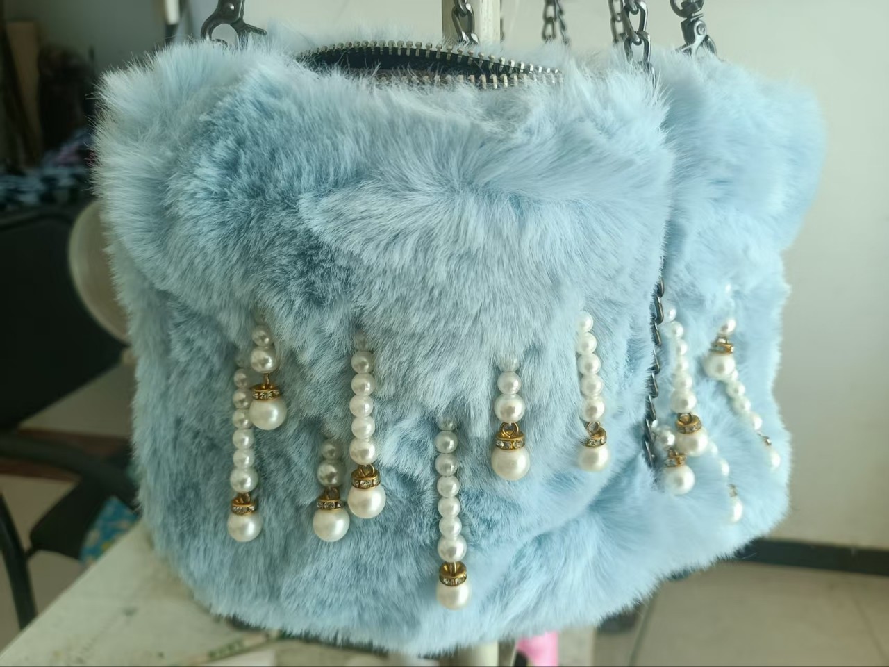 Nuevo nicho transfronterizo bolso de cadena de mano de color de contraste de mujer nuevo estilo de alto grado temperamento casual mochila de hombro