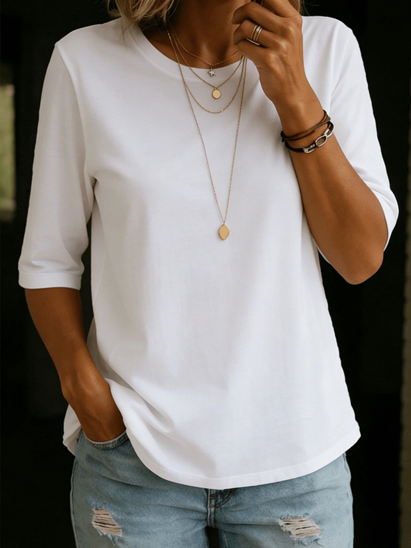 Summer solid color base T-shirt with a round collar for leisure