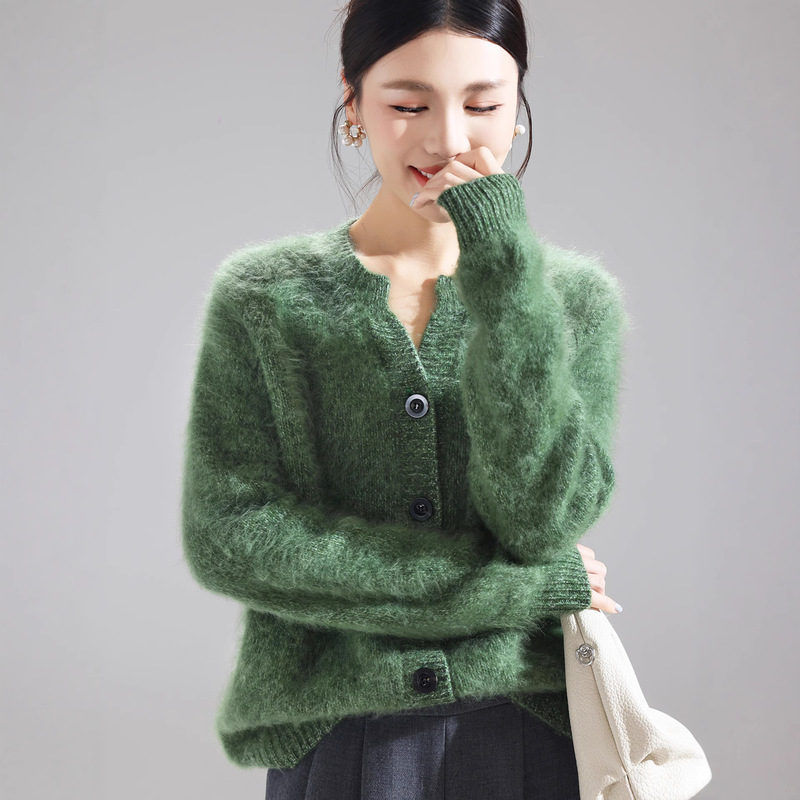 Light Luxury Heavy-Duty Brushed Wool Cardigan for Women, V-Neck Floral Yarn Knit Sweater, Loose Cashmere Women's Outerwear Top for Winter