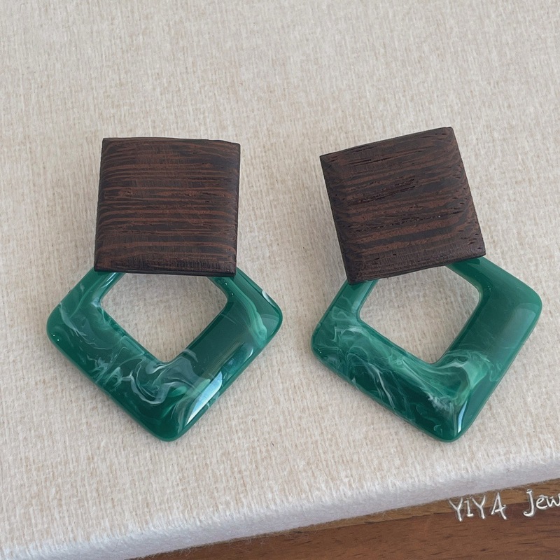 法式复古撞色亚克力木头拼接几何耳环女港风轻奢高级感耳钉耳饰品|undefined