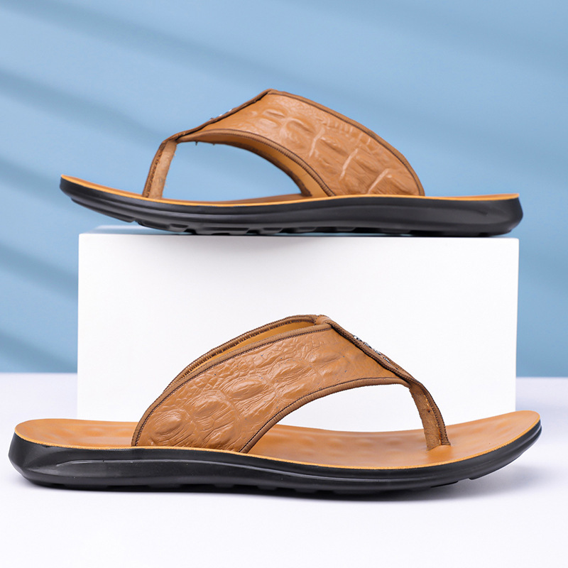 Men's Summer Flip-Flops Made of Genuine Leather with Crocodile Pattern, Fashionable and Breathable Thong Sandals, Toe-Post Beach Shoes Men's Summer Flip-Flops Made of Genuine Leather with Crocodile Pattern, Fashionable and Breathable Thong Sandals, Toe-Post Beach Shoes