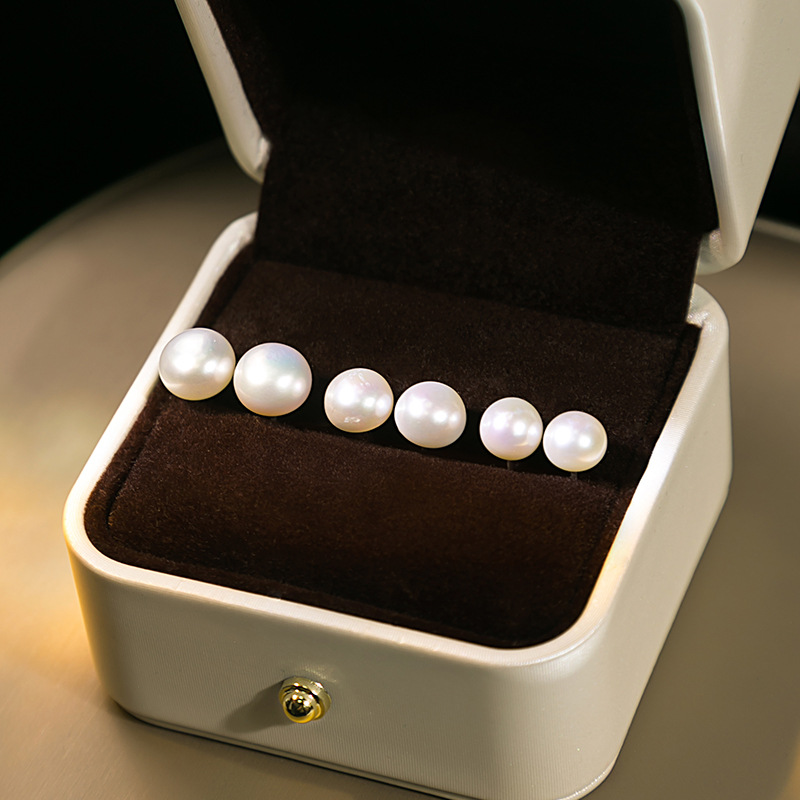 1 Pair Quantity Daily Occasion 1 Pair Simple Style Solid Color Freshwater Pearl Ear Studs