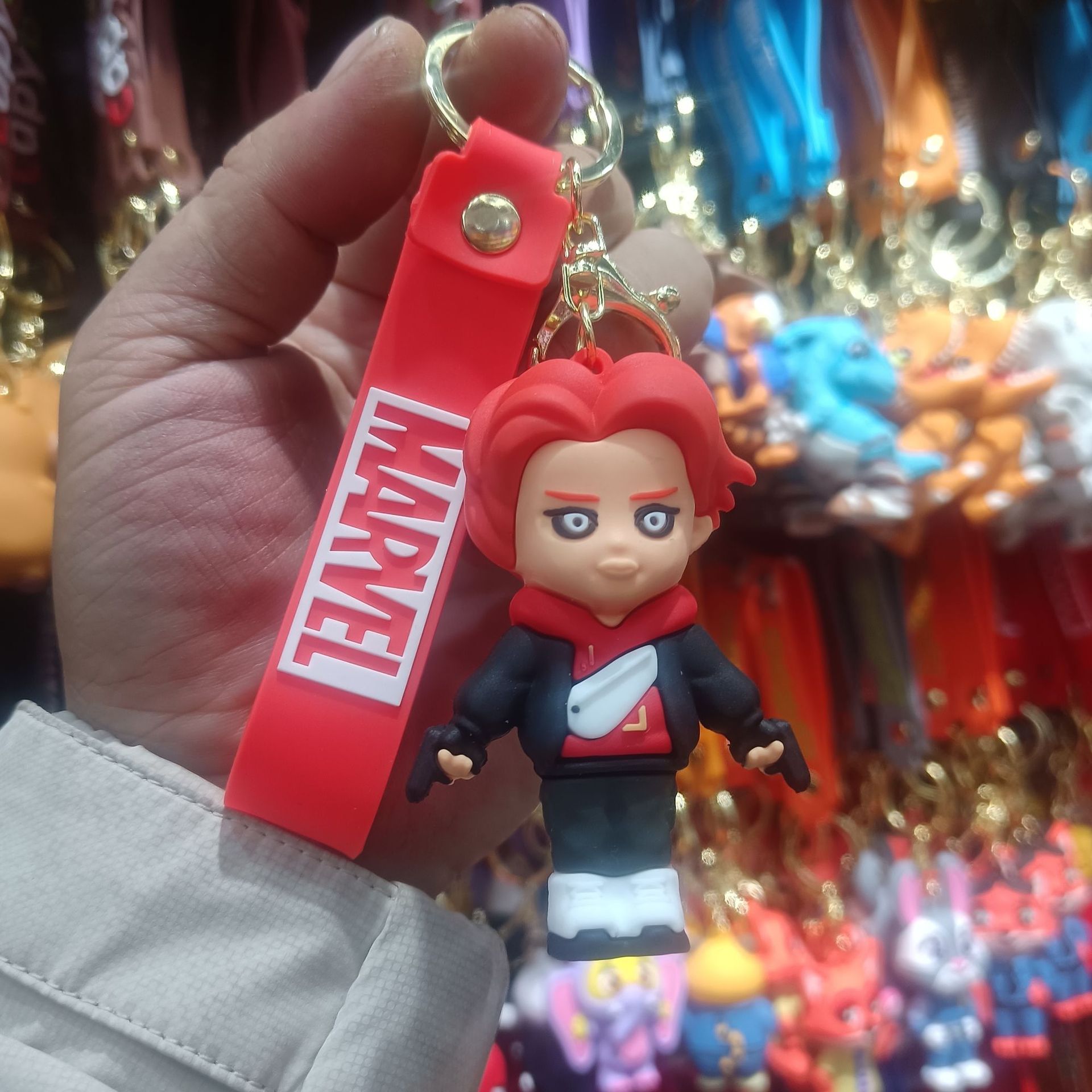 Llavero de Spider-Man del Multiverso, muñeco 3D de dibujos animados, llavero para pareja, colgante para mochila, pequeño regalo al por mayor