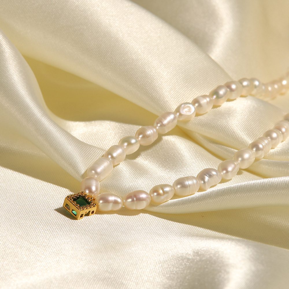 Fashion Geometric Stainless Steel Inlay Zircon Pendant Necklace 1 Piece