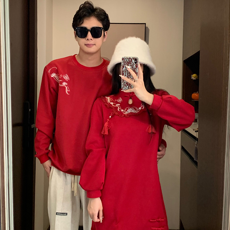 특별 커플 의류 가을 겨울 개선 기모 GUOFENG 자수 버클 올해 라운드 넥 땀 원피스 패션