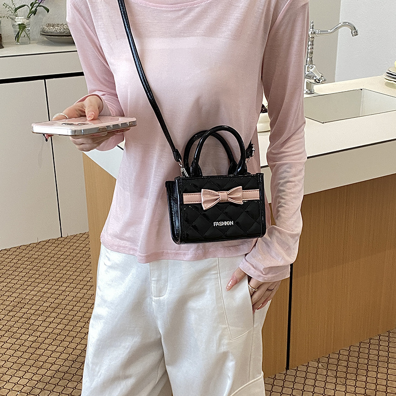 Bolsas de niños transfronterizas coreanas bordadas de diamante, bolsas de hombro para hombres y mujeres, bolsas de mano mini bebé.