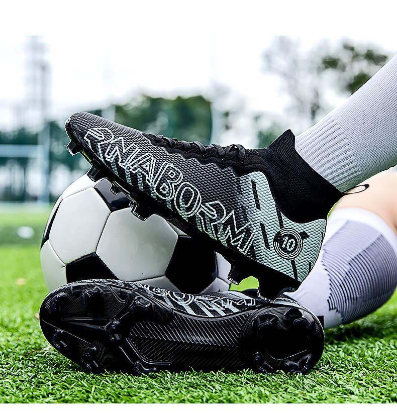 Autumn New High Top Long Men's and Women's Gold School Professional Training Broken Nail Football Shoes_voghion.com