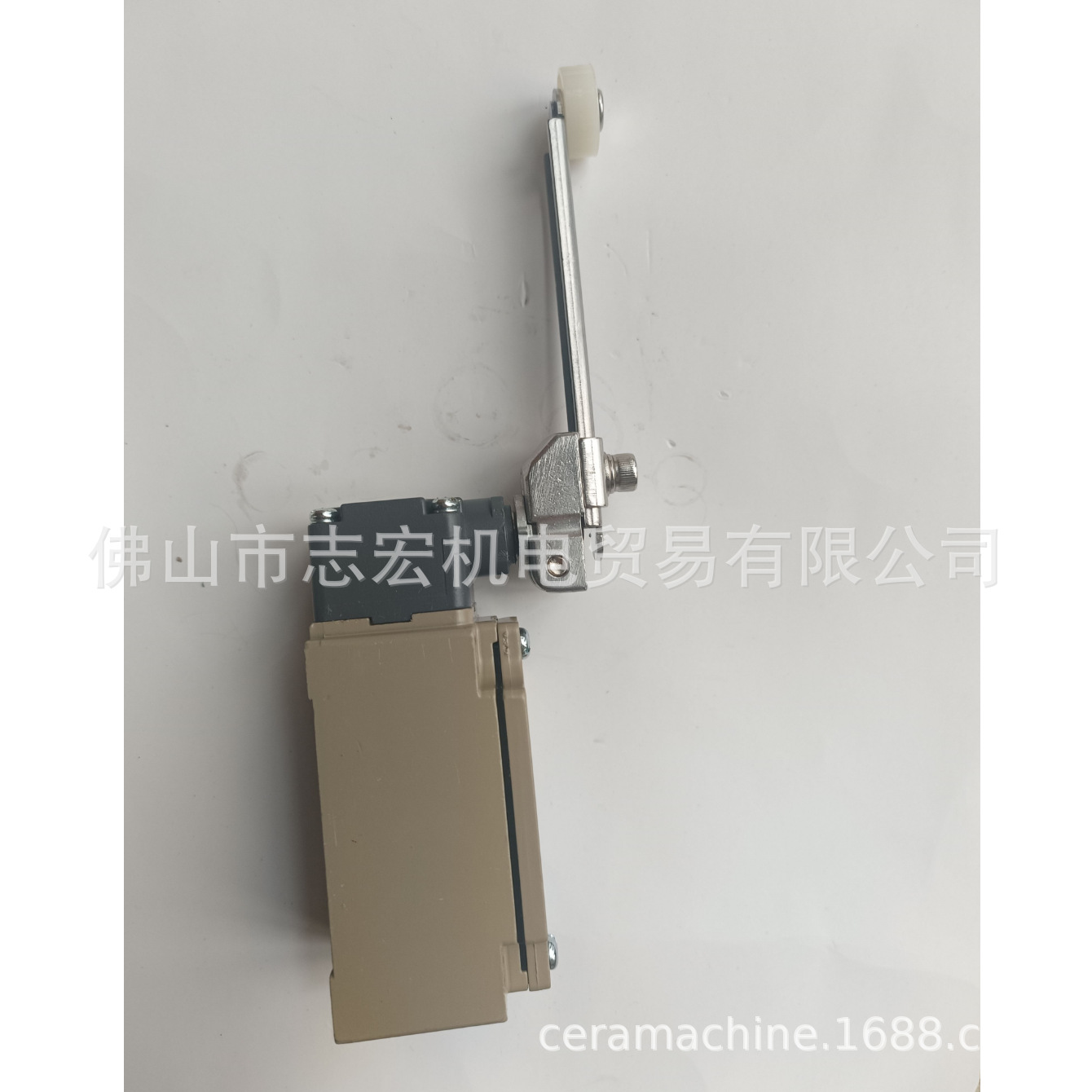 Omron micro switch 欧姆龙微型开关D4B-1116N  D4B-1111N  现货