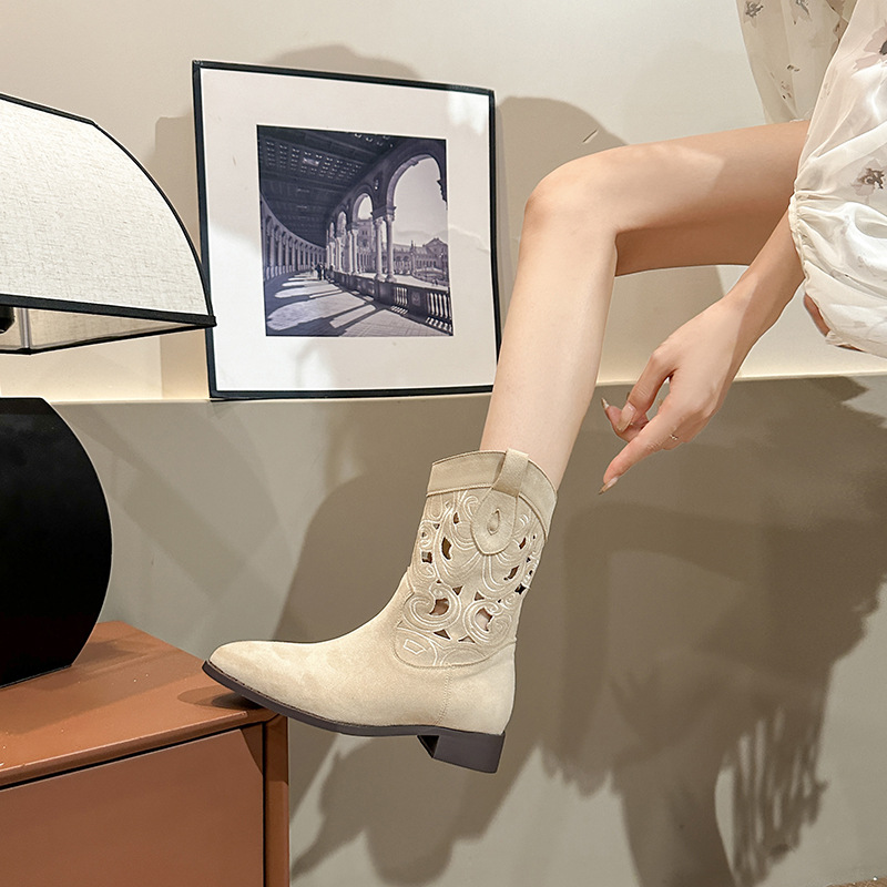 2024 New Western Cowboy Bestickte Hohl Grob Ferse V-Ausschnitt Ritter Damenmode Kurze Stiefel Sommer_voghion.com