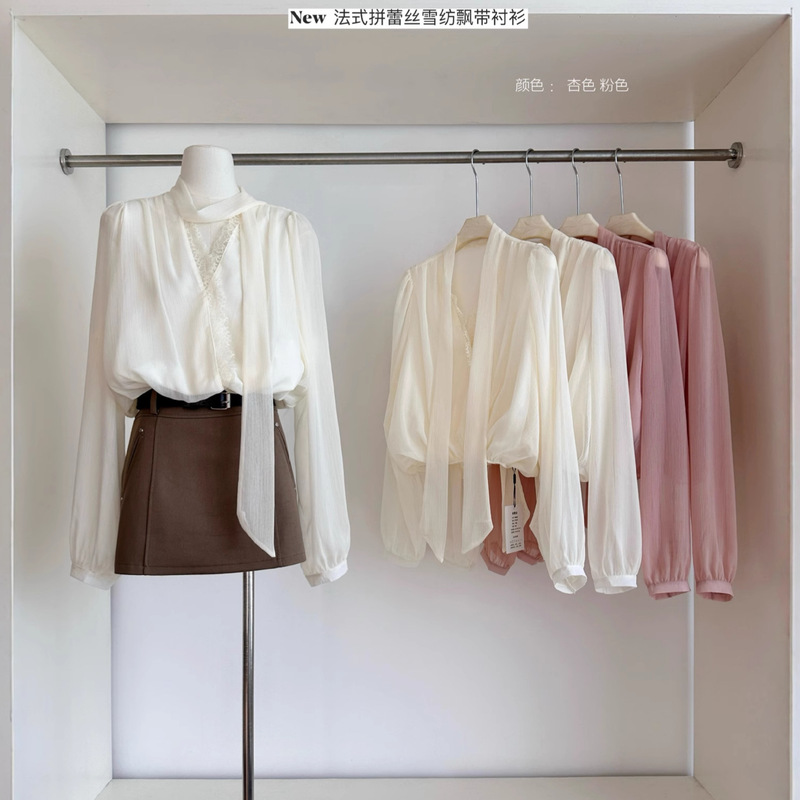 2025 New Autumn Style Atmospheric V-Neck Flower Bud Chiffon Ribbon Shirt Elegant, Gentle and Slimming Look Top Lace Splicing