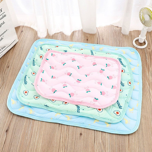 Pet Cooling Pad Summer Heat Reduction Ice Silk Mat Cat Bed Dog Mat Ice Silk Cool Sensation Sleeping Pad Dog Bed Pet Mat Wholesale