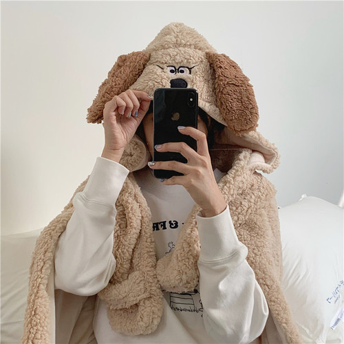 Original design autumn and winter thickened warm blanket cute cartoon bear shawl with hat nap blanket cloak