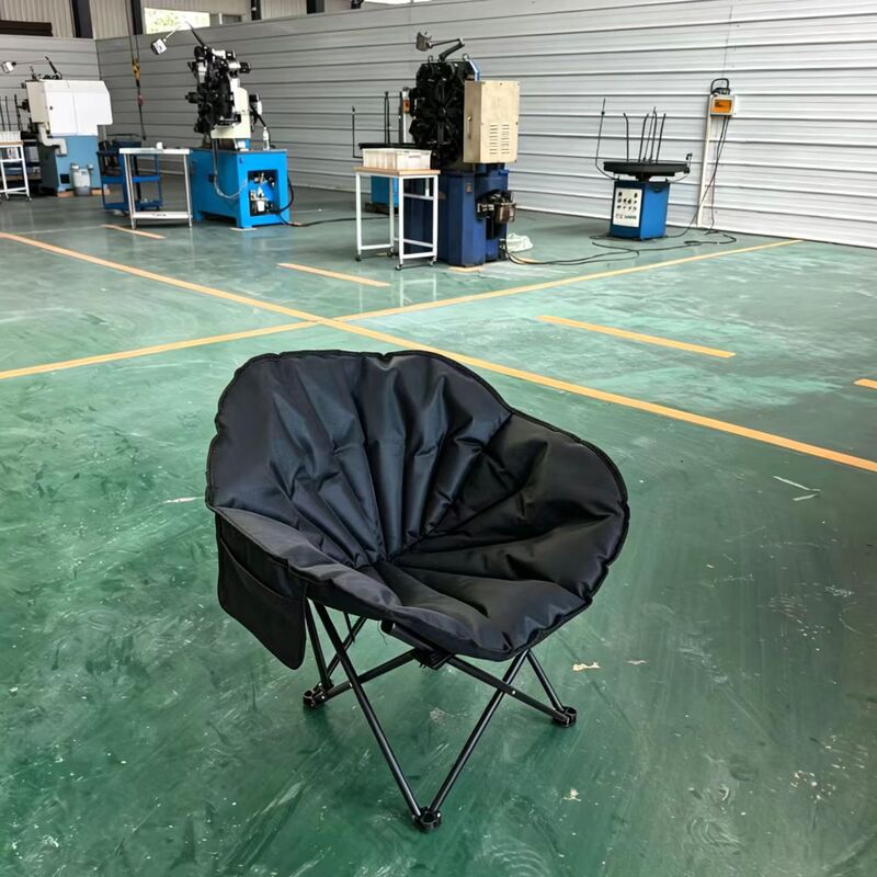 Outdoor Camping Folding Chair with Cotton Padding, Shell-Shaped Sofa Chair, Portable Moon Chair for Picnics and Stalls Outdoor Camping Folding Chair with Cotton Padding, Shell-Shaped Sofa Chair, Portable Moon Chair for Picnics and Stalls