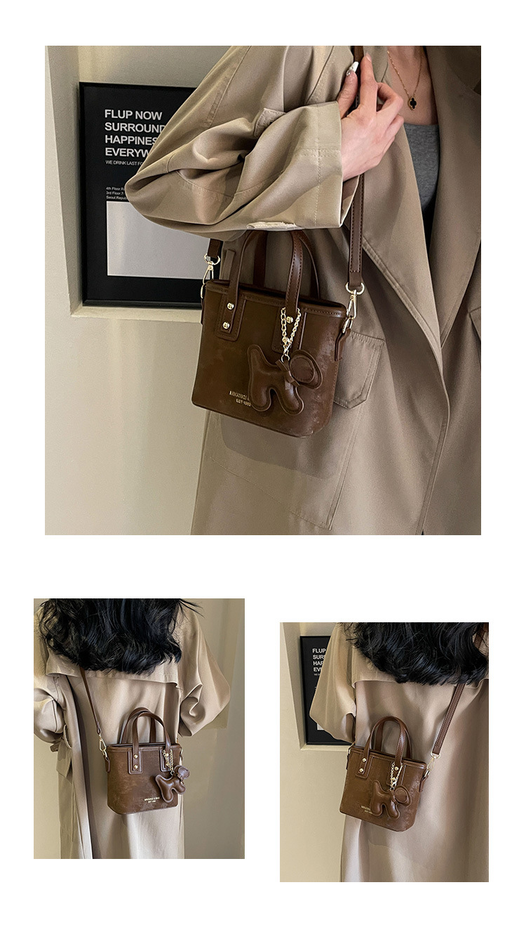 2024 New Popular Small Bag This Year Women's Fashion Versatile One Shoulder Crossbody Bag Retro Small Handheld Bucket Bag_voghion.com