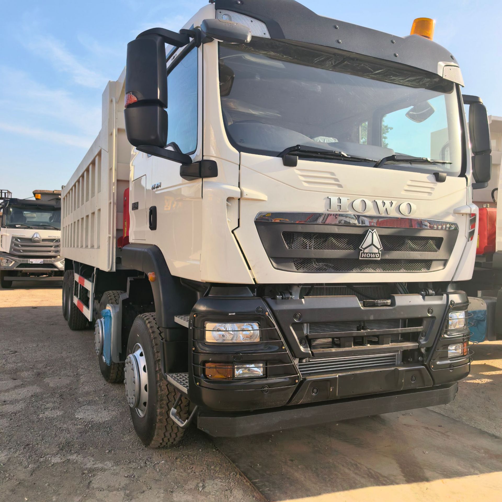 Cross-Border Second-Hand Sinotruk Howo Dump Truck Tx371 Horsepower Dump Truck, Earthmoving Truck, Sinotruk Howotx Dump Truck