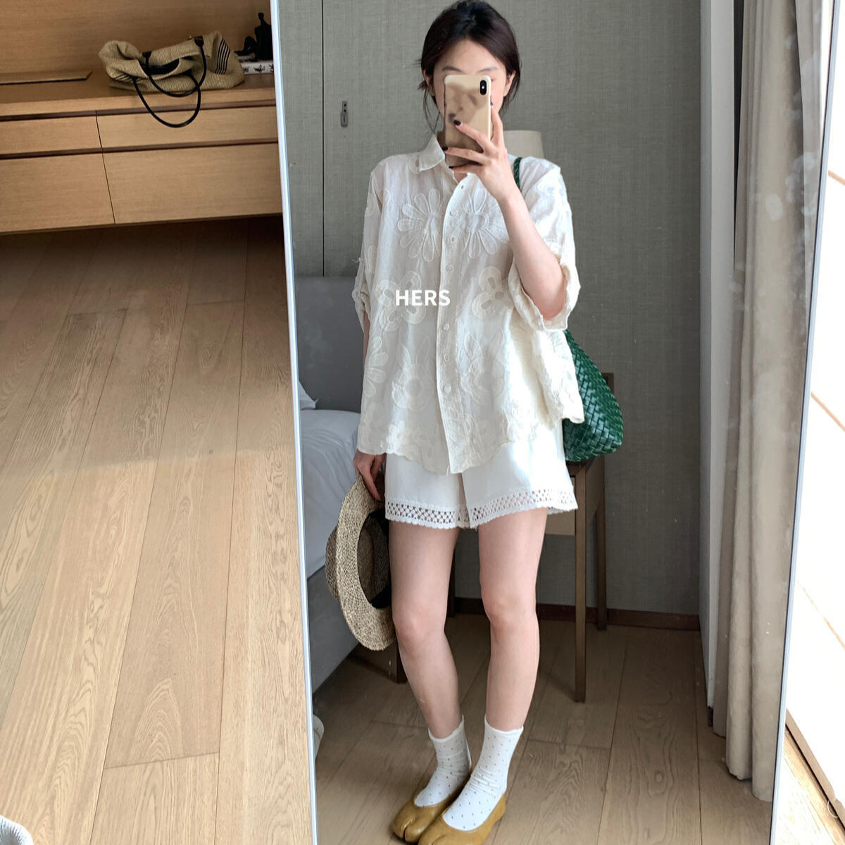 Hers 2025 verano camisa tridimensional de crochet de encaje de la industria pesada delgada camisa de protección solar de manga de cinco puntos para mujer top 20707