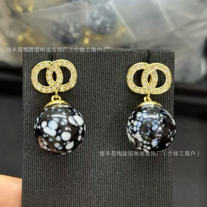 新款香家法式花朵名媛宫廷光面镶钻字母珍珠耳钉耳环耳饰品潮|undefined