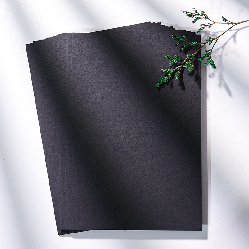 Tarjeta en blanco Papel duro blanco Pintado a mano Postal de bricolaje Marcador de tarjetas de póquer Tamaño de graffiti Tarjeta de felicitación engrosada