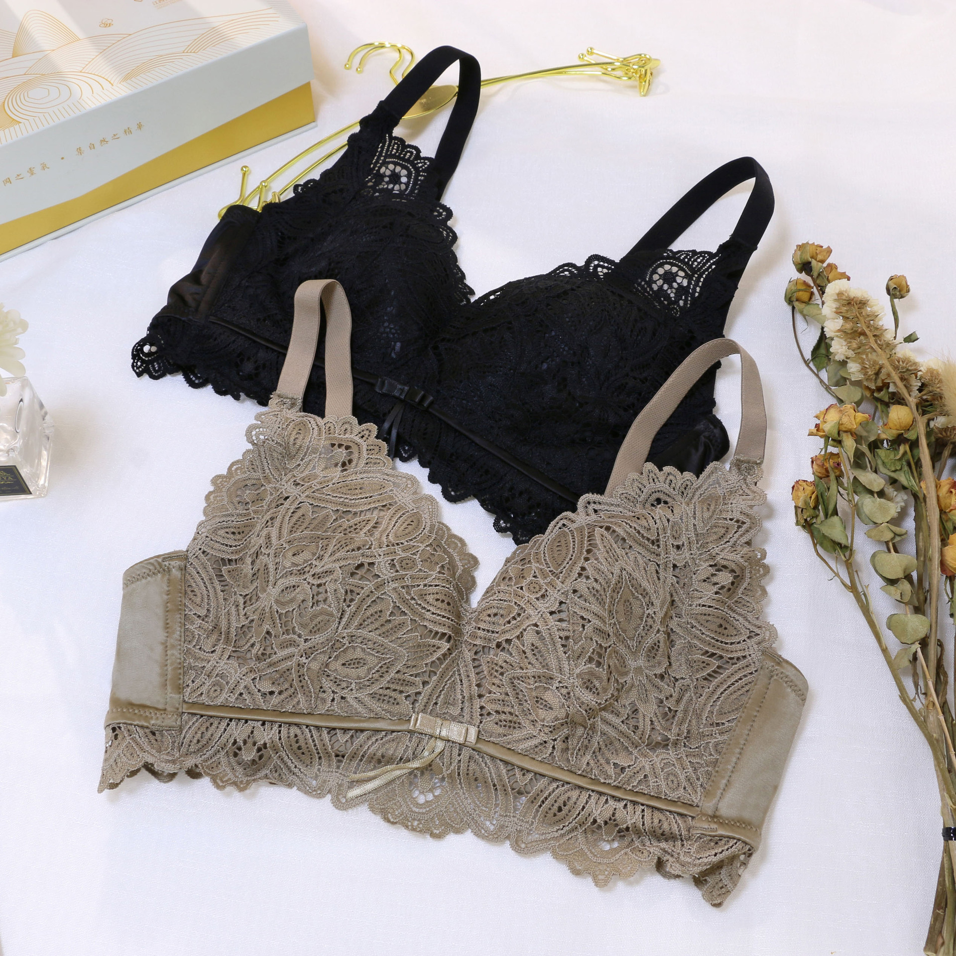 high-end lace underwear