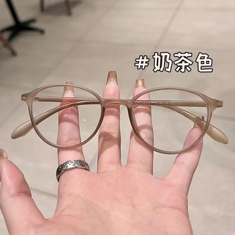 日本の小さい枠の近視眼の鏡の枠の女性の黒い枠の超軽い楕円は高さの数の小さい顔の復古の茶色の眼鏡の枠を配合することができます。|undefined