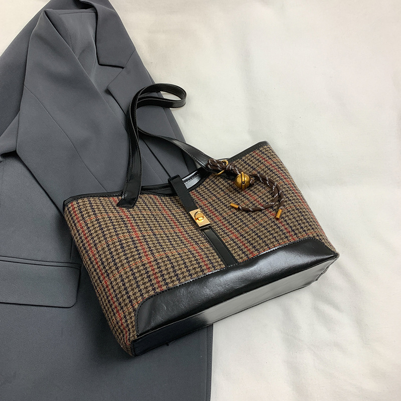 Bolsas de lana de gran capacidad para mujeres 2024 nuevo otoño invierno ocio bolsa de compras de hombro de moda para trabajar bolsa de viaje