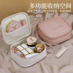 新款便攜奶油化妝包收納袋口紅包小號便攜學生防水手提多功能