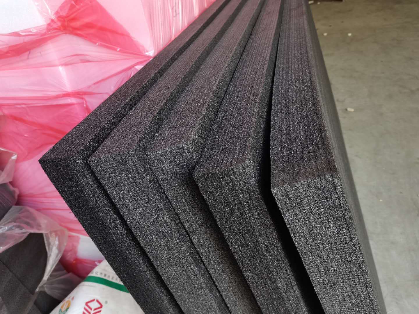 厂家供应白色黑色仪器刀头刀座成型异形珍珠棉快递包装泡沫