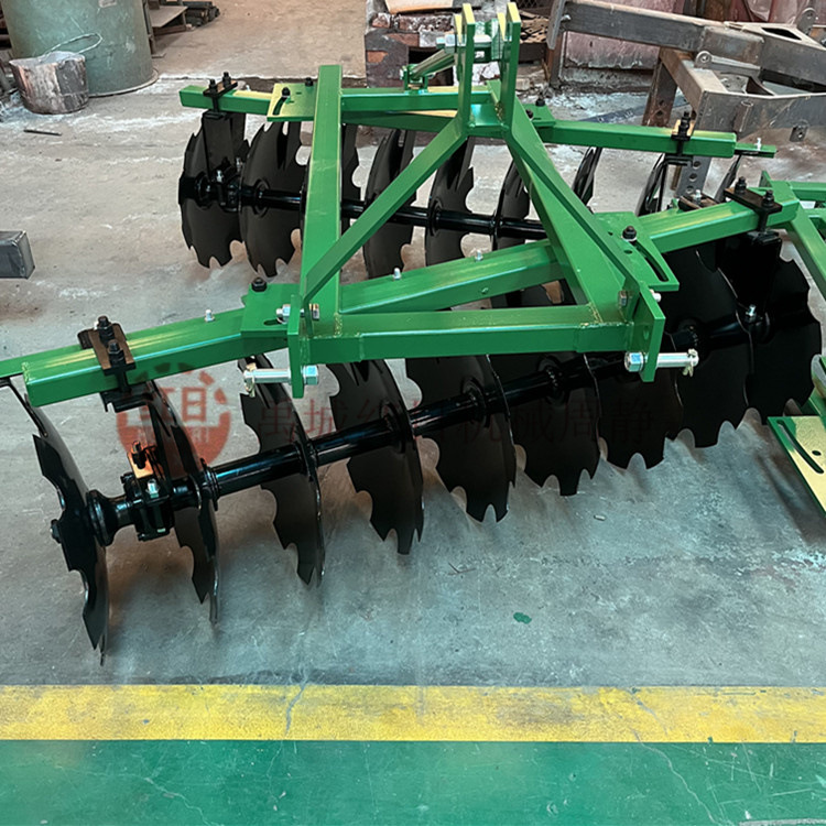2米圆盘耙   出口圆盘耙   圆盘耙工作视频   缺口圆盘中耙